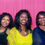 Cheryl Lowe's photo