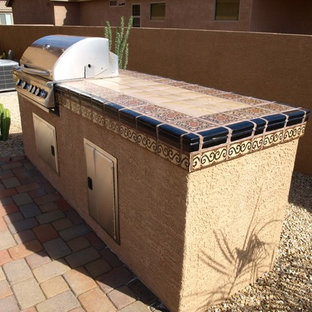 フェニックスの地中海スタイルのおしゃれなテラス・中庭の写真