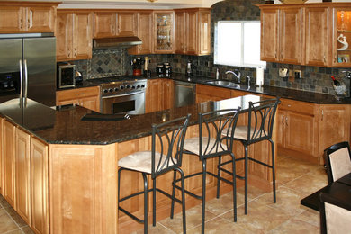 Example of a kitchen design in Cincinnati