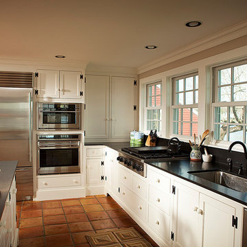 Renovated Pre-Civil War Barn and 1700's House - Pawcatuck, CT
