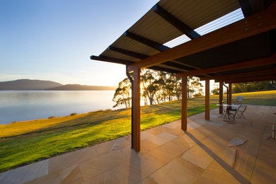 Inspiration for a contemporary home design in Sydney.