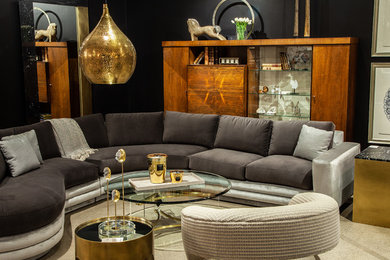 Example of a mid-century modern living room design in Toronto