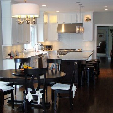 Elegant Transitional Kitchen