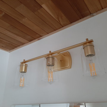 Upstairs Bathroom