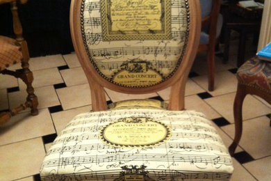 chaise medaillon LouisXVI pour prof de piano"Mozart"