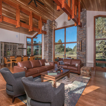 Golf Course home in Broken Top