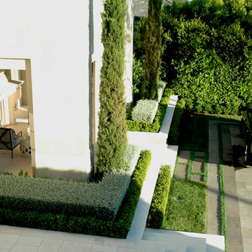 West Los Angeles Mansion (Traditional Style) 4