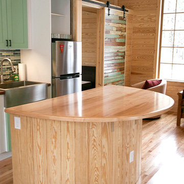Artistically Customized Guest Cabin