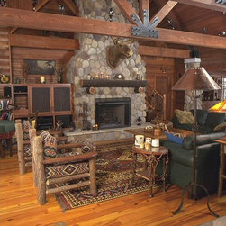 Mantels - Home Decor