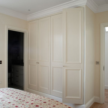Traditional style wardrobe