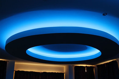 Round Centre Lighting feature on Blue