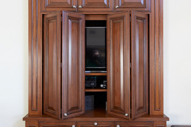 Elegant kitchen photo in Dallas