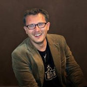 Viktor Csajkovics's photo