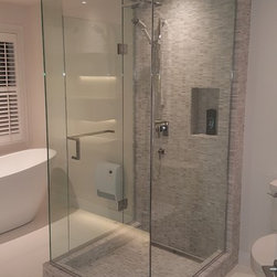 Douche en verre sur mesure - Home Improvement
