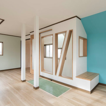 青い部屋「光と風のリノベーション住宅」：東京都北区