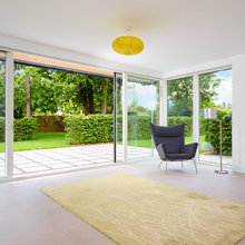 Sliding Door