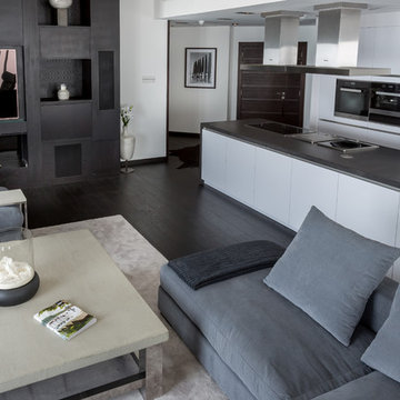 Kährs Oak Nouveau Charcoal | Dubai Marina Cayan Tower