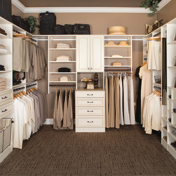 Traditional Closet