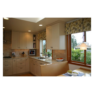 Shoreline Mid Century Modern Kitchen - Contemporary - Kitchen - Seattle ...