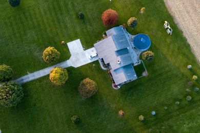 aerial-photography-of-gray-house-1590336.jpg