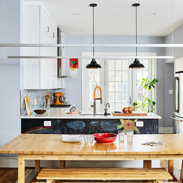 Modern Kitchen Schoolhouse