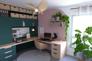 Inspiration pour un bureau minimaliste avec un bureau indépendant.