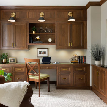 Opulent Office Oasis