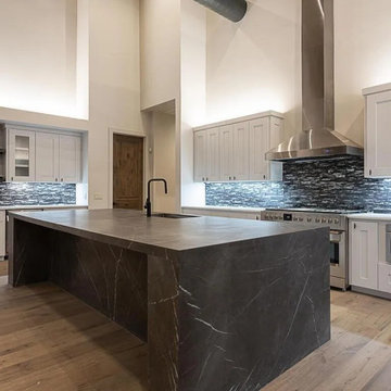 Contemporary Barndominium
