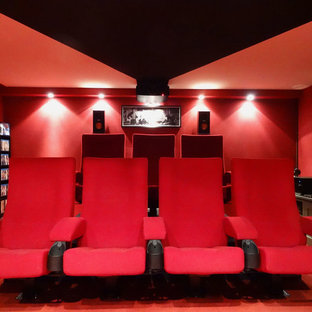 Inspiration for a mid-sized contemporary home theater remodel in Hamburg