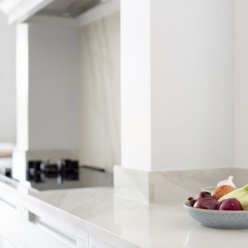 Beaconsfield - Handleless Painted Shaker Kitchen