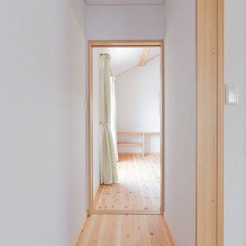 集落にとけこむ数寄屋風の家
