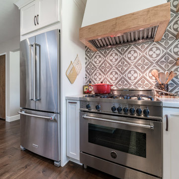 Modern Farmhouse Kitchen (2019) - Patterned Backsplash