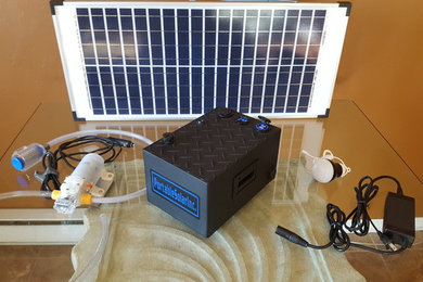 12 Volt 448Wh Portable Solar Power Supply