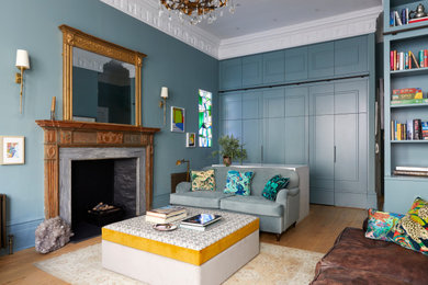 Photo of a classic living room in London.