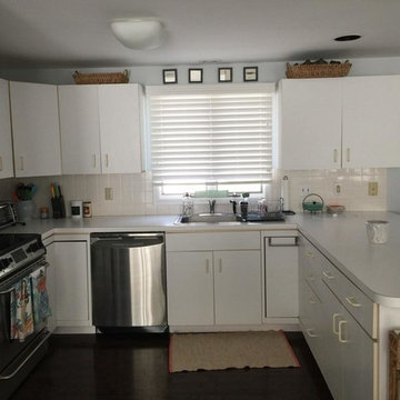 Beach House Kitchen - Before