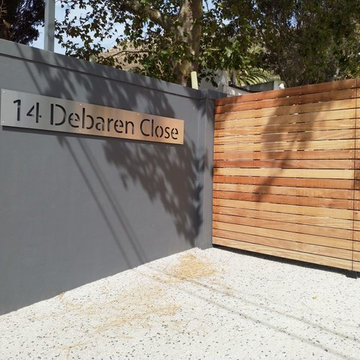 Stainless Steel House Number and Sliding Gate