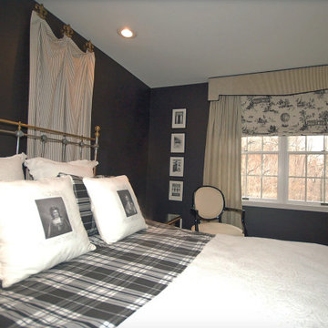 Black & White Guest Bedroom
