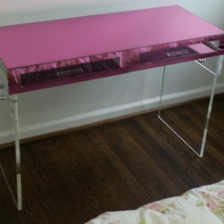 Vanity / desk pink mirror - Furniture
