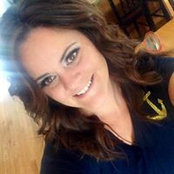 Angie Miller's photo