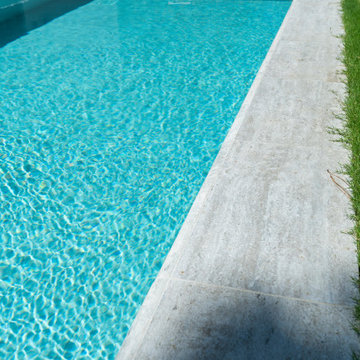 Snow White Porcelain Tiles - Ilıca,Izmir Villa