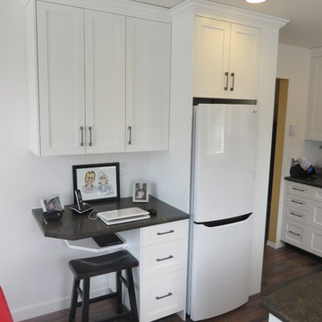 Contemporary White Shaker (Stephenson Point, Nanaimo)
