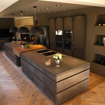 Luxuriöse XXL-Wohnküche in Symbiose mit Wohn- und Esszimmer