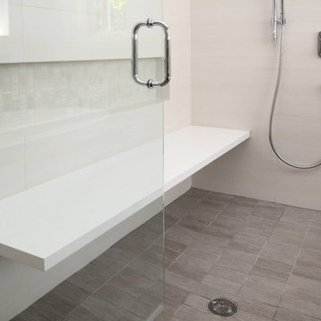 Bench Floating in shower