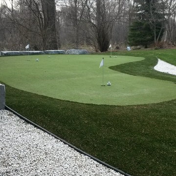 Monster 2 Tier Putting Surface