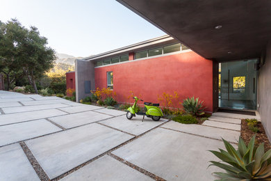 Example of a trendy entryway design in Santa Barbara