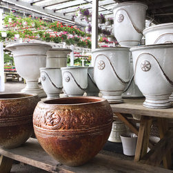 Pottery & Planters - Outdoor Pots And Planters