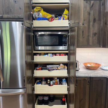Traditional Kitchen Remodel Done in a Knotty Alder