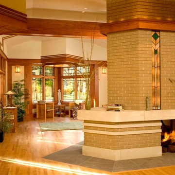 Frank Lloyd Wright prairie style home