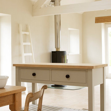 The Ashbourne Shaker Kitchen by deVOL