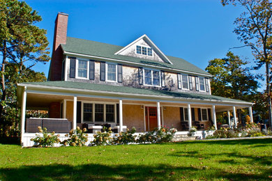 Example of a classic exterior home design in Boston